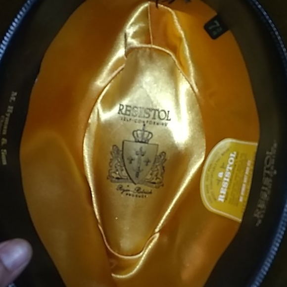 Resistor  hat - Picture 5 of 5